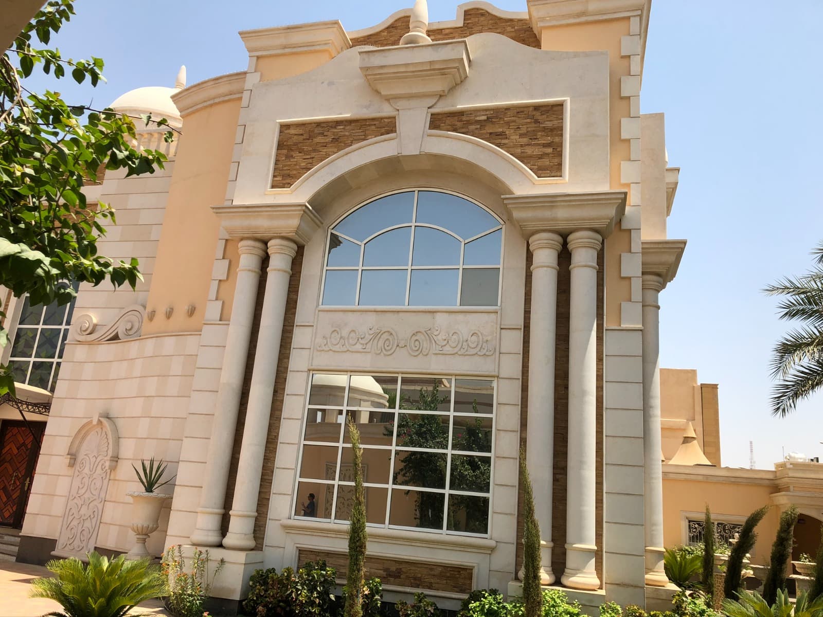 Gallery Image 8